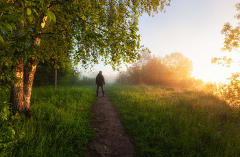 Встречая рассвет. / Московская область, город Дубна, Ратмино, берег реки Дубна.