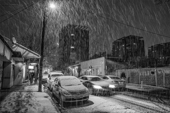 Первый снег / вечерние улицы с первым снегом