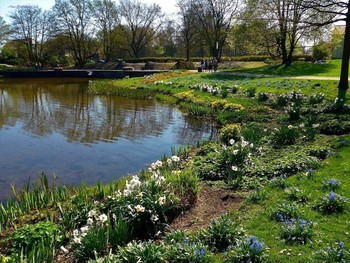 Planten un Blomen Hamburg / Весна в парке цветов. 
Альбом «Пейзаж»: http://fotokto.ru/id156888/photo?album=76852
Альбом «Гамбург. Парки&quot;: http://fotokto.ru/id156888/photo?album=75053#

Слайд-шоу &quot;Парк цветов летом&quot;

https://www.youtube.com/watch?v=glVWjqRqZr0

Слайд-шоу &quot;Парк цветов весной&quot;

https://www.youtube.com/watch?v=kJVKlWcQxCg

Слайд-шоу &quot;Парк цветов осенью&quot;

https://www.youtube.com/watch?v=_Q7gRXGUa5A