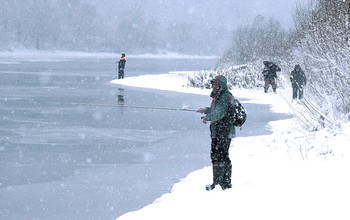 Под снежок и лов идёт / Лов на Оке.