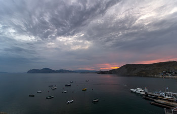 Вечерело... / Вечерело...