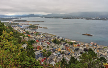 Город на семи островах / Норвегия, Олесунн