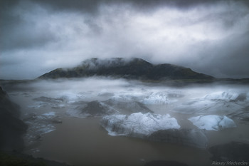 Hoffellsjökull / Умирающий ледник Хофетль, часть крупнейшего в Европе ледника Ватнайокудля
Исландия