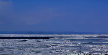 Грустный февраль / Льды Амурского залива