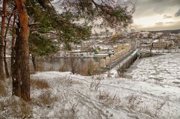 вид на малую ГЭС / Сабаровская ГЭС