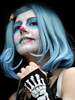 Sugar skull makeup girl / Dia de los Muertos carnival