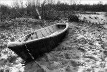 * * * * * / &quot;Лодки не смолены берег греют...&quot;
© Д.Ревякин (Калинов Мост)