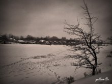 зима в заброшеном селе / зима в стиле ретро