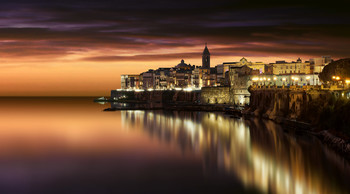 &nbsp; / Notturno del Borgo Antico di Taranto.