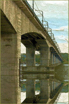 Перспектива покажет / Костромской автодорожный мост — единственный автодорожный мост через Волгу на участке между Ярославлем и Кинешмой .. Длина моста 1236 м.
