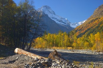 Осеннее утро / Аксаут