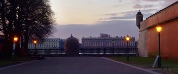 Рассветная зарисовка / Рассвет в Петропавловской крепости....