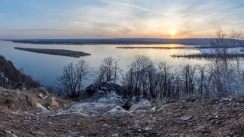 Волга / 29 марта 2020, Самара, вид на Волгу с горы Барсук.