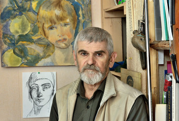 Художник В.Луневский / У себя в мастерской