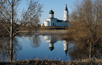 Апрель. Утро / Троицкий скит