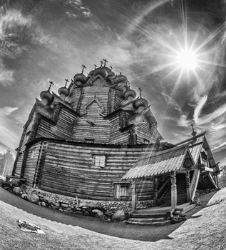 И снизошёл свет.. / Церковь Покрова Просвятой Богородицы, Санкт-Петербург, 11 мая 2020 года