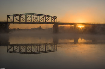 first ray / on the Warta River it is beautifully