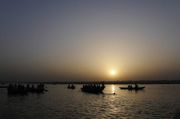 Рассвет на Ганге / ...