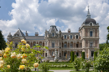 Вилла Гермес / Вилла Гермес - дворец на окраине Вены, который Император Франц Иосиф I подарил его своей жене — императрице Елизавете в 1885 г.