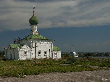 В монастыре / Свято-Троицкий Данилов мужской монастырь