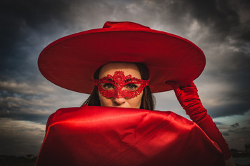 Zorro in red / Кадр со съемки Зорро в красном, не идеален в деталях, но в целом хорош