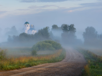 Туманы в Завертной / Ранее утро в деревне Завертная.