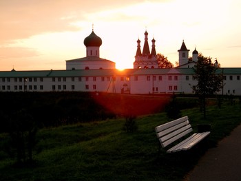 Утро Свирского монастыря / рассвет