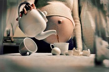 натюрморт / стол, живот, чайник