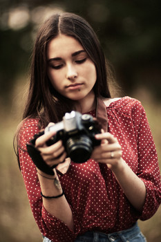 Юный фотограф / ___