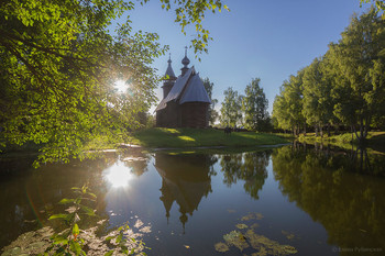 Тихий вечер / Кострома,Церковь Всемилостивого Спаса (1712 г.) из села Фоминского Костромского района.Костромская слобода.