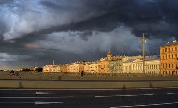 Тучи над городом. / Непогода.