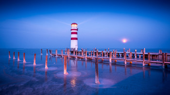  / Moonset at lighthouse. -16°C and cold wind. It was really cold morning but it was worth it. :)
