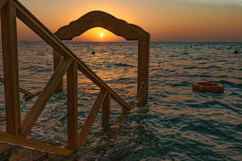Восход солнца на Красном море. / Сахль-Хашиш, Египет.