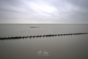  / Langzeitaufnahme an der Nordsee mit Buhne.