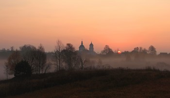 Выглядывающие Солнце / Туманный Рассвет в Калужской области