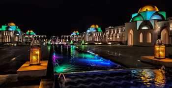 Вечером на площади фонтанов. / Сахль-Хашиш, Египет.