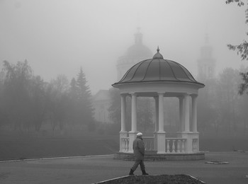 Город в тумане... / Foggy Morning