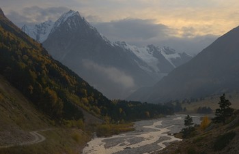 Уходила осень / Тихтенген