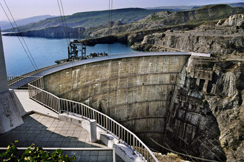 Чиркейская ГЭС / гидроэлектростанция