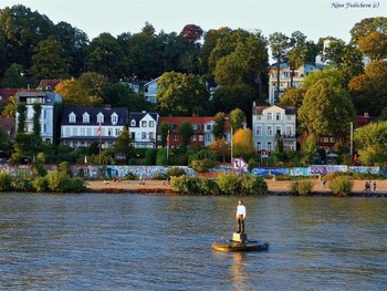 Hamburg / Берег Эльбы

Video: https://www.youtube.com/watch?v=MqayIdm5-zg

Читайте в моем блоге о маршруте на пароме :

https://zen.yandex.ru/media/id/5ee66fc9c64be97c15fe75fd/letniaia-progulka-po-elbe-5f1b35cab65d2250ab15c180

Читайте в моем блоге &quot;Гамбург. Вечер на Эльбе&quot;
https://zen.yandex.ru/media/nina_yudicheva/gamburg-vecher-na-elbe-5f8b2ebf5284e336e5ffbe8b


Парусники в Гамбурге:

https://www.youtube.com/watch?v=JT5YfxP005o

Видео &quot;Прогулка по Эльбе&quot;: https://www.youtube.com/watch?v=qL1e1j9B8Vk

Лайнеры в Гамбурге:

https://www.youtube.com/watch?v=VU8V0Jvqpy0

https://www.youtube.com/watch?v=_8iY4QcGL-A&amp;t=8s https://www.youtube.com/watch?v=EVMHpH6SJxA

Корабли на Эльбе:

https://www.youtube.com/watch?v=DA7DProSV6o&amp;list=UUEOp3amNaNT0205lPmdFi8w&amp;index=19

Портовый центр и складской район Гамбурга:

https://www.youtube.com/watch?v=i0kxa-sex6o

https://www.youtube.com/channel/UCEOp3amNaNT0205lPmdFi8w/videos?

https://www.youtube.com/watch?v=IGn-NNqkBL0

https://www.youtube.com/watch?v=dZ1W9amrFdg