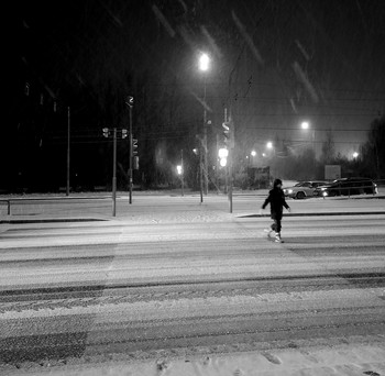 Пешеходы, переходы / Метель в городе!