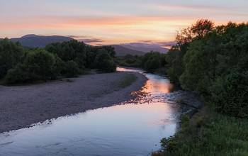 река Тигровая (Сица) / Вечер на реке, после заката..