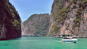 Вдоль островов в Таиланде / Вдоль островов в Таиланде