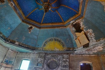 Интерьер синагоги в Ошмянах / очень красиво
