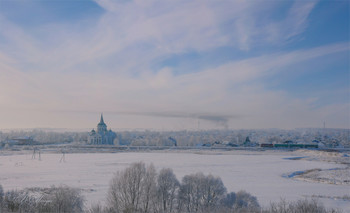 В морозной дымке / Утро февраля