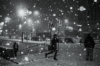 -18* / снегопад, вход в метро