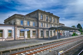 Вокзал баварского городка Киршенляйбах / Киршенляйбах, Бавария