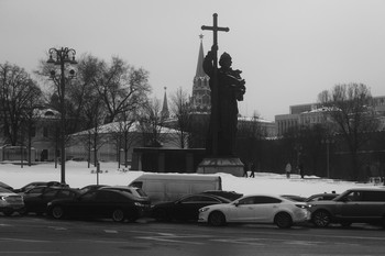 Памятник Владимиру Великому на Бороицкой площади / Москва.Памятник Владимиру Великому на Бороицкой площади
