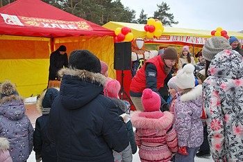 Сплясал - получи сладкий пирожок. / &quot; &quot; &quot;