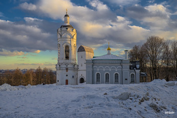 Коломенское / Звонница Георгия Победоносца